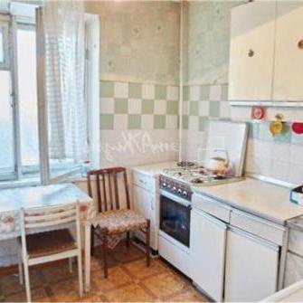 Продается 2-к квартира в Россоше, Крылова пер. 89, 3 040 000 руб. - Фото 2